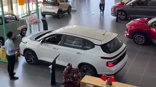 老銷售不會(huì)告訴你的「庫(kù)位調(diào)整」 那些看似笨拙的挪車(chē)，藏著多少專業(yè)門(mén)道